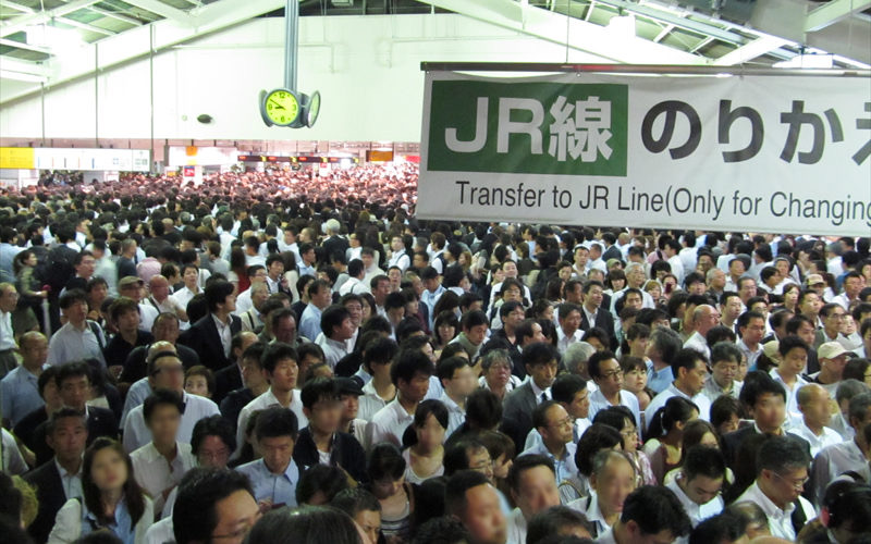 Japan-rush-hour-800x500